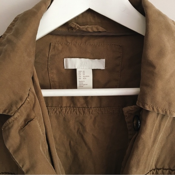 🍂3/$25🍂 H&M Brown Utility Belted Jacket - Picture 7 of 8